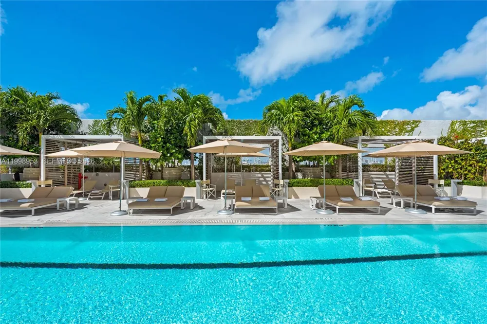 450 Alton Rd #704 Miami Beach, FL 33139