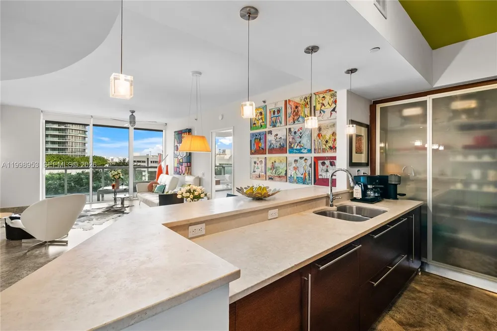 450 Alton Rd #704 Miami Beach, FL 33139