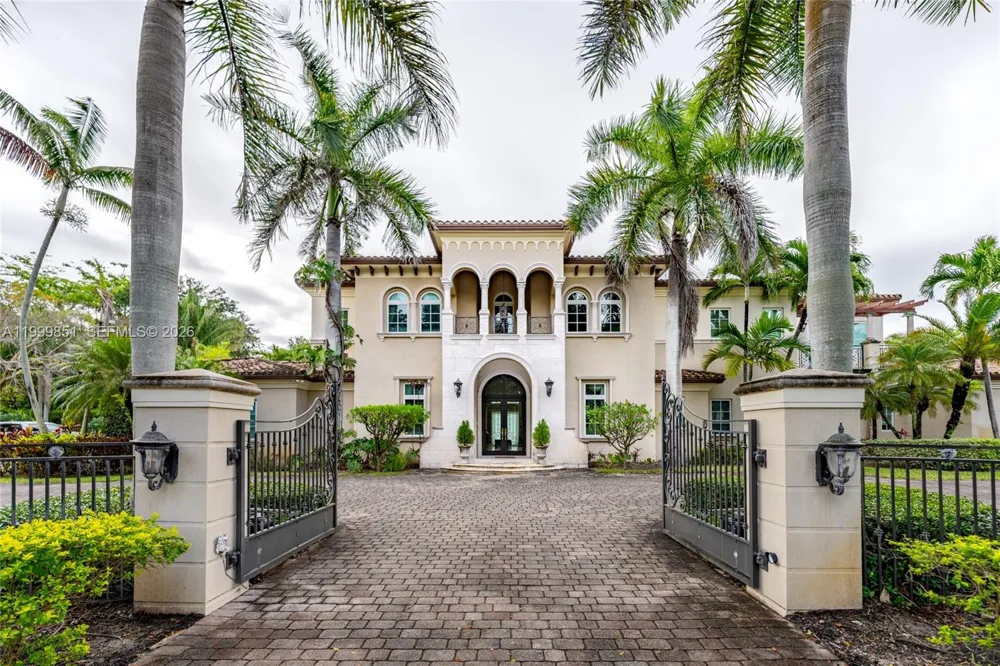 12101 Moss Ranch Rd Pinecrest, FL 33156