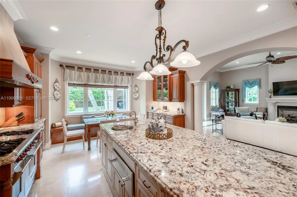 12101 Moss Ranch Rd Pinecrest, FL 33156