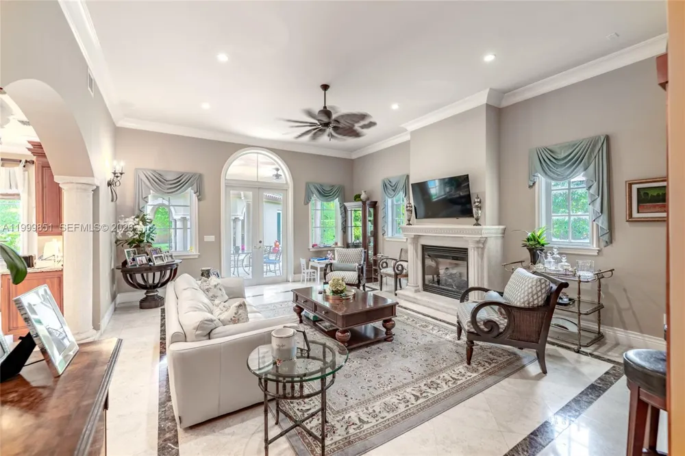 12101 Moss Ranch Rd Pinecrest, FL 33156