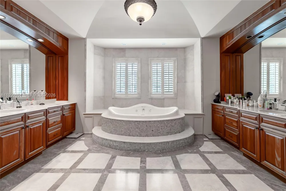 12101 Moss Ranch Rd Pinecrest, FL 33156