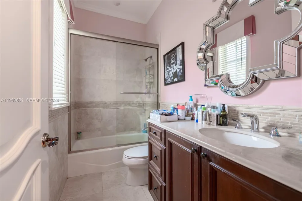 12101 Moss Ranch Rd Pinecrest, FL 33156