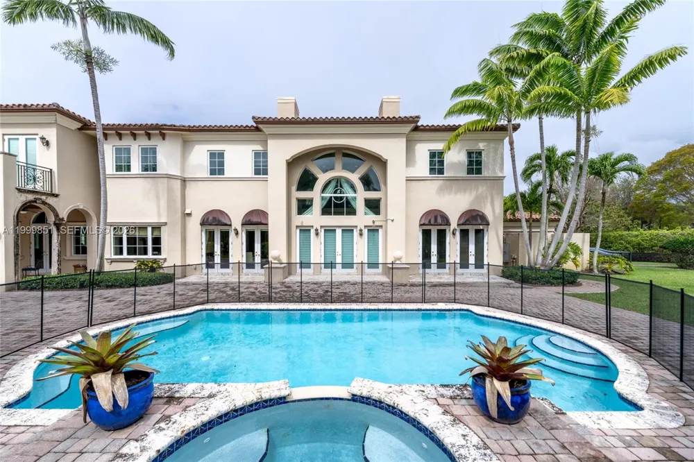 12101 Moss Ranch Rd Pinecrest, FL 33156
