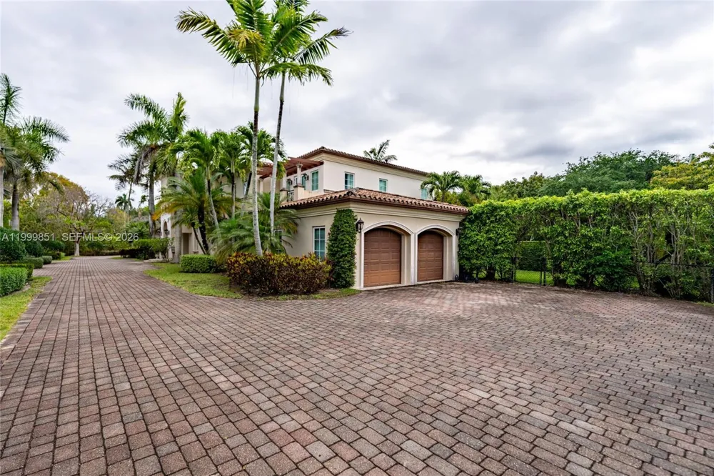 12101 Moss Ranch Rd Pinecrest, FL 33156