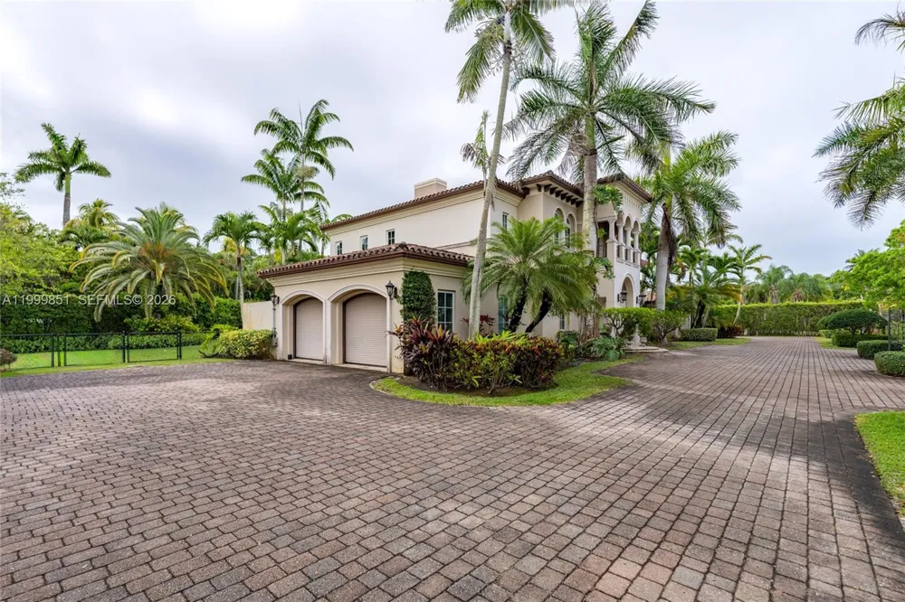 12101 Moss Ranch Rd Pinecrest, FL 33156