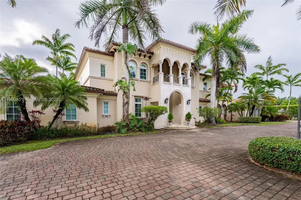 12101 Moss Ranch Rd Pinecrest, FL 33156