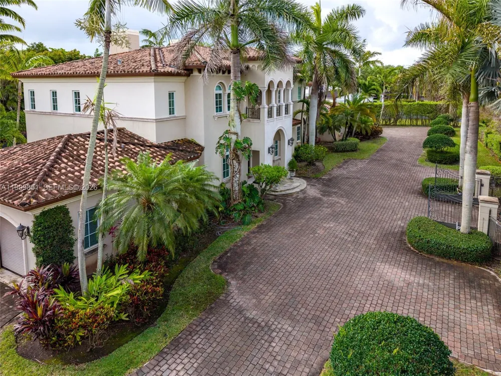 12101 Moss Ranch Rd Pinecrest, FL 33156