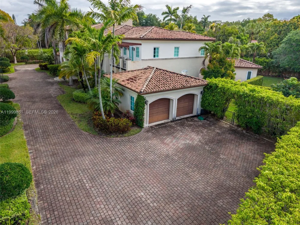 12101 Moss Ranch Rd Pinecrest, FL 33156
