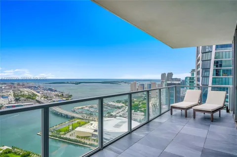 1100 Biscayne Blvd #6001