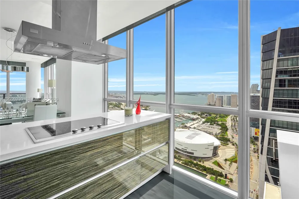 1100 Biscayne Blvd #6001 Miami, FL 33132