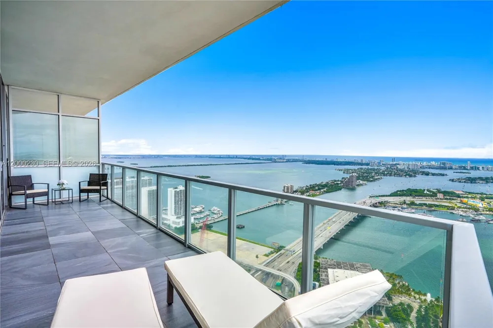 1100 Biscayne Blvd #6001 Miami, FL 33132