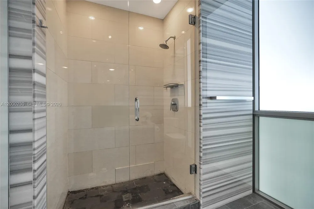 1100 Biscayne Blvd #6001 Miami, FL 33132