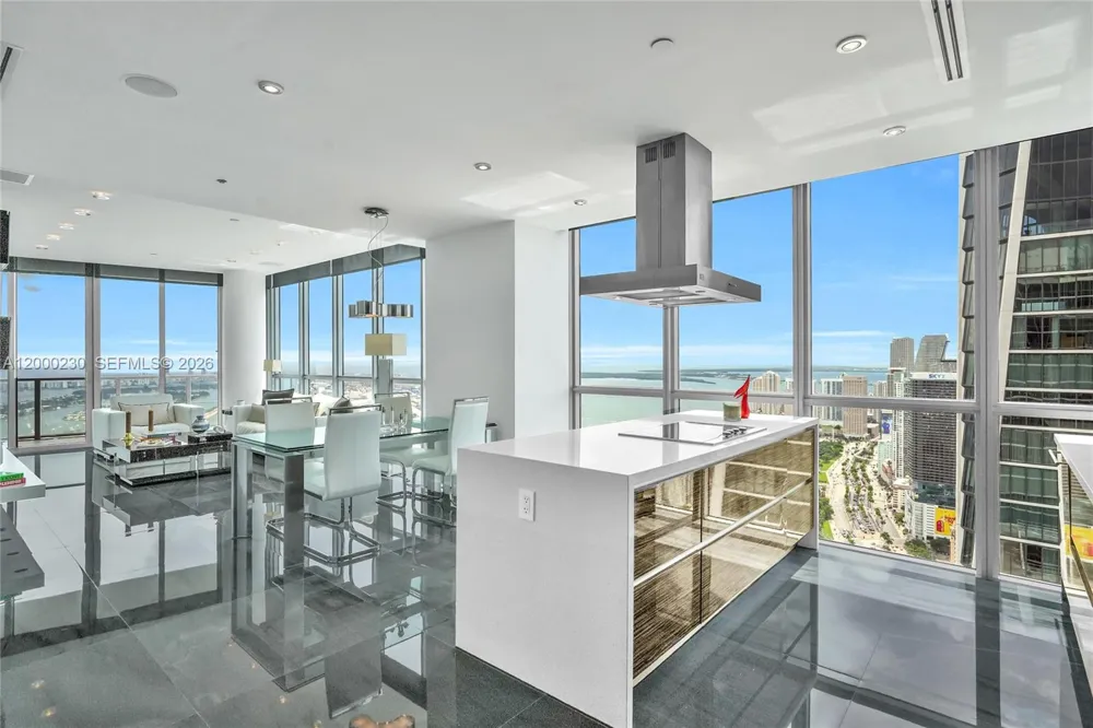 1100 Biscayne Blvd #6001 Miami, FL 33132