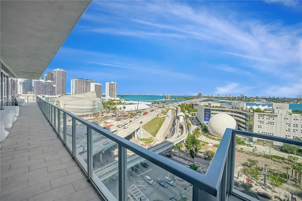 1100 Biscayne Blvd #6001 Miami, FL 33132