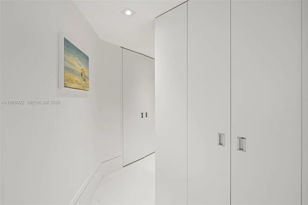 9999 Collins Ave #11J Bal Harbour, FL 33154