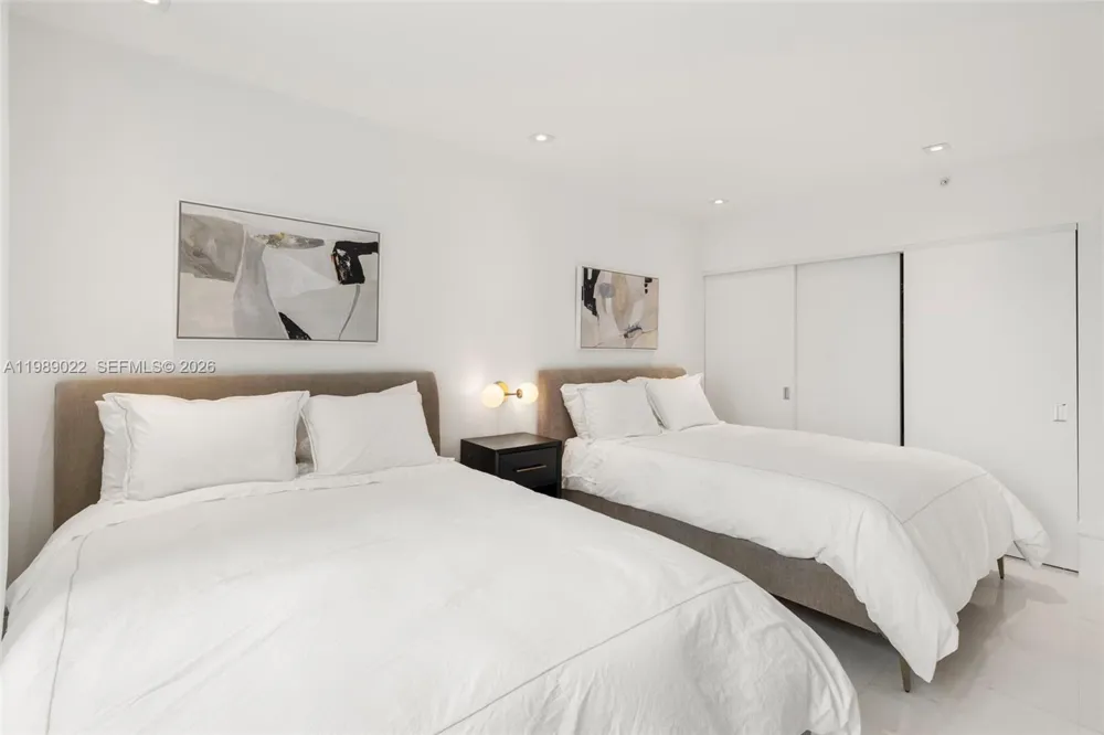 9999 Collins Ave #11J Bal Harbour, FL 33154