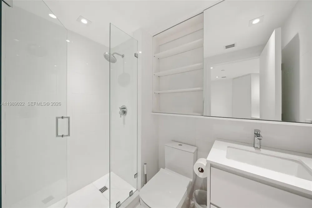 9999 Collins Ave #11J Bal Harbour, FL 33154