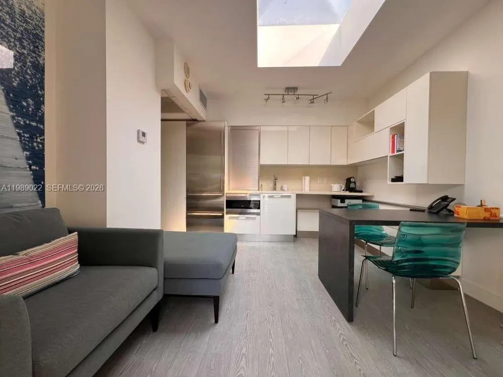 9999 Collins Ave #11J Bal Harbour, FL 33154