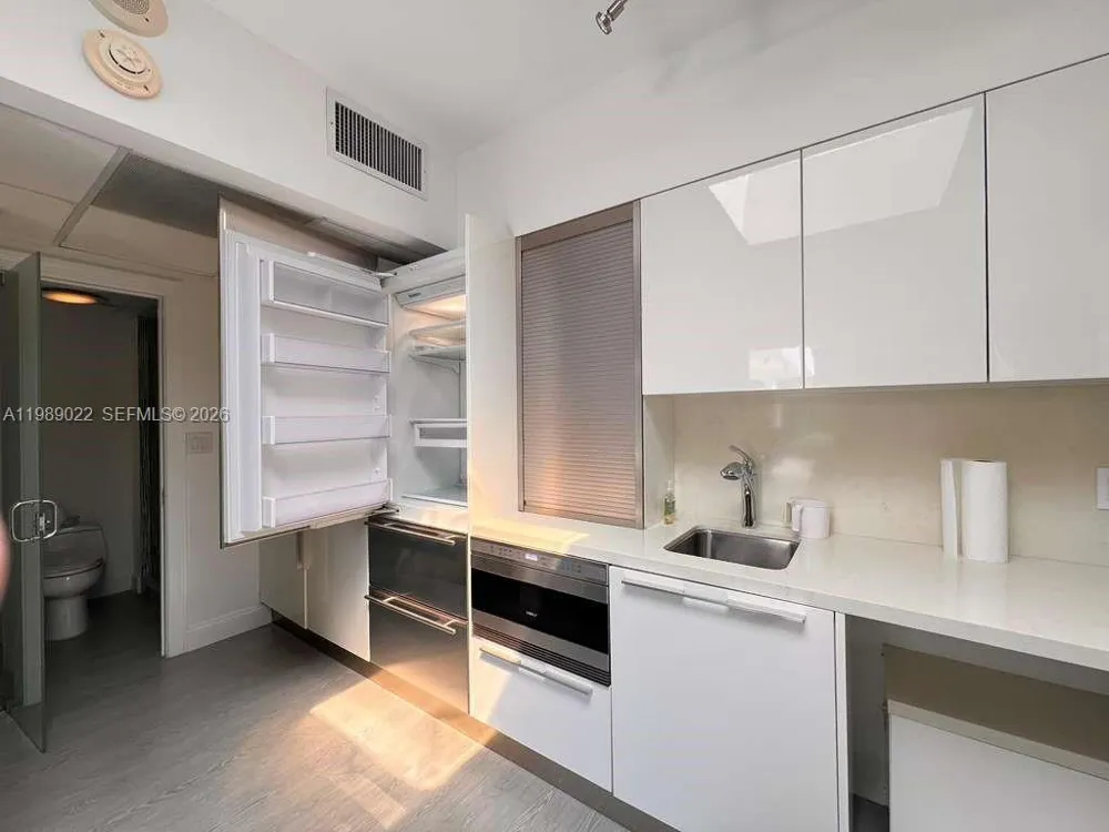 9999 Collins Ave #11J Bal Harbour, FL 33154