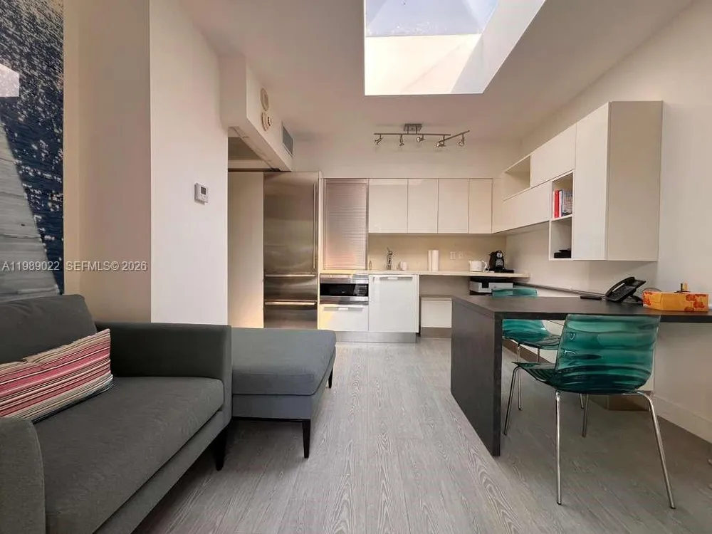9999 Collins Ave #11J Bal Harbour, FL 33154