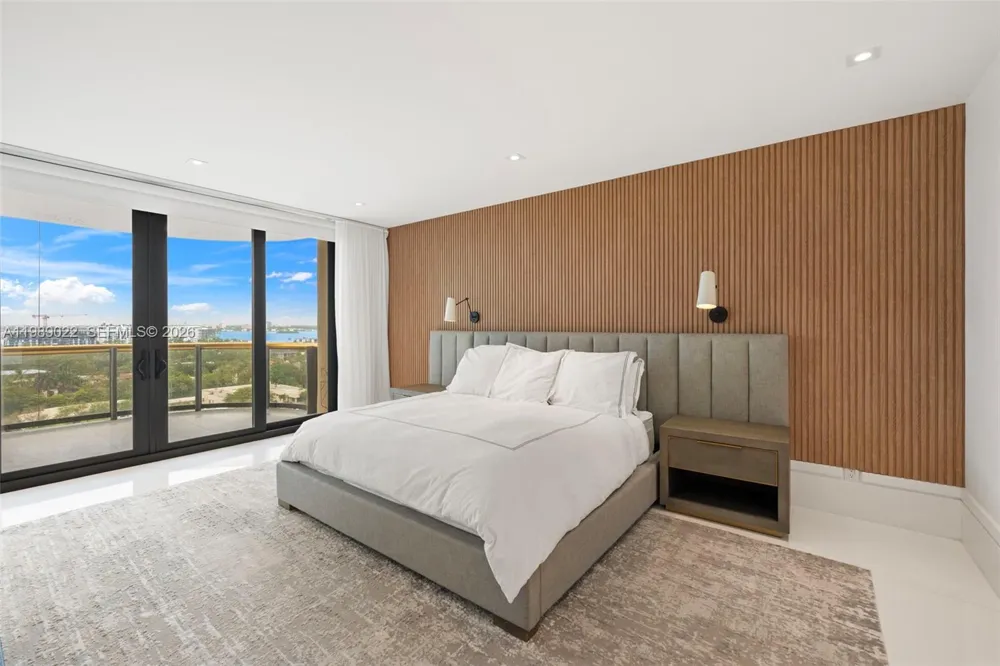 9999 Collins Ave #11J Bal Harbour, FL 33154