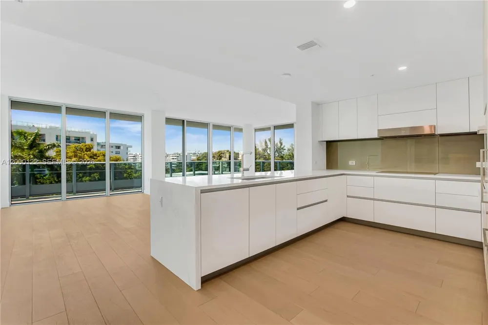 Address Not Shown Bay Harbor Islands, FL 33154