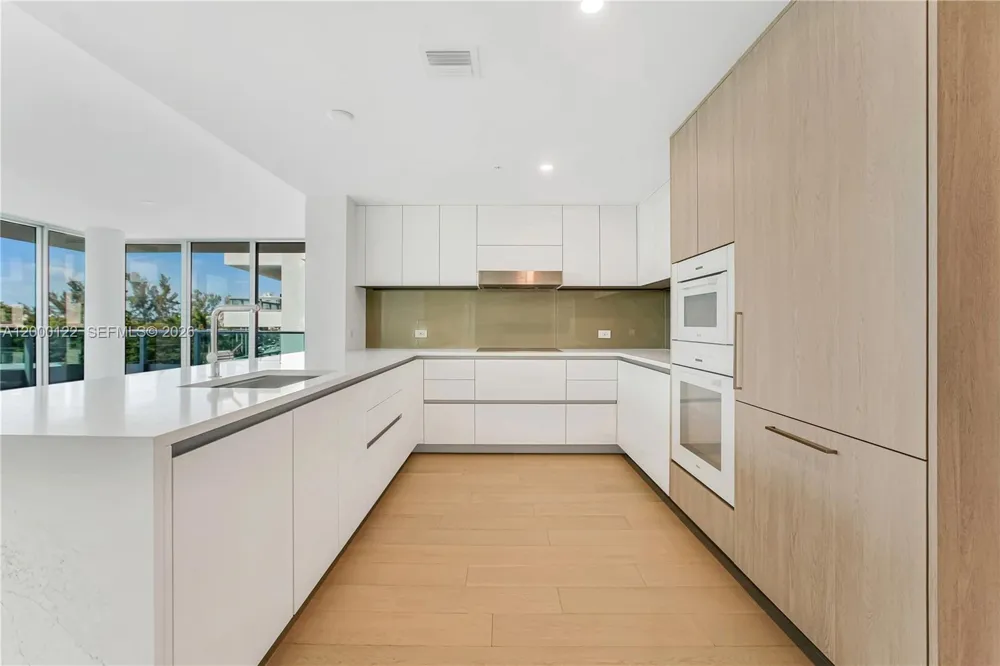 Address Not Shown Bay Harbor Islands, FL 33154