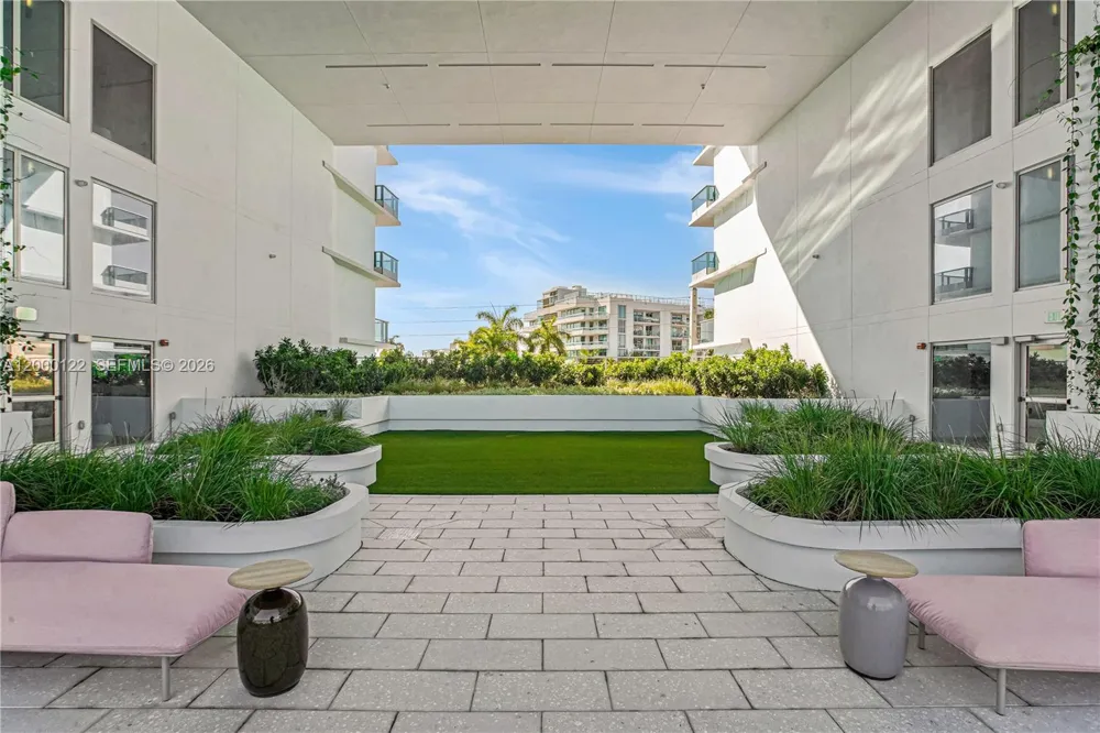 Address Not Shown Bay Harbor Islands, FL 33154