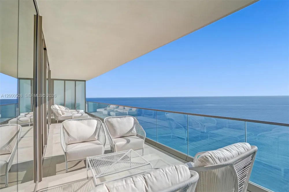 18975 COLLINS AVE #2001 Sunny Isles Beach, FL 33160