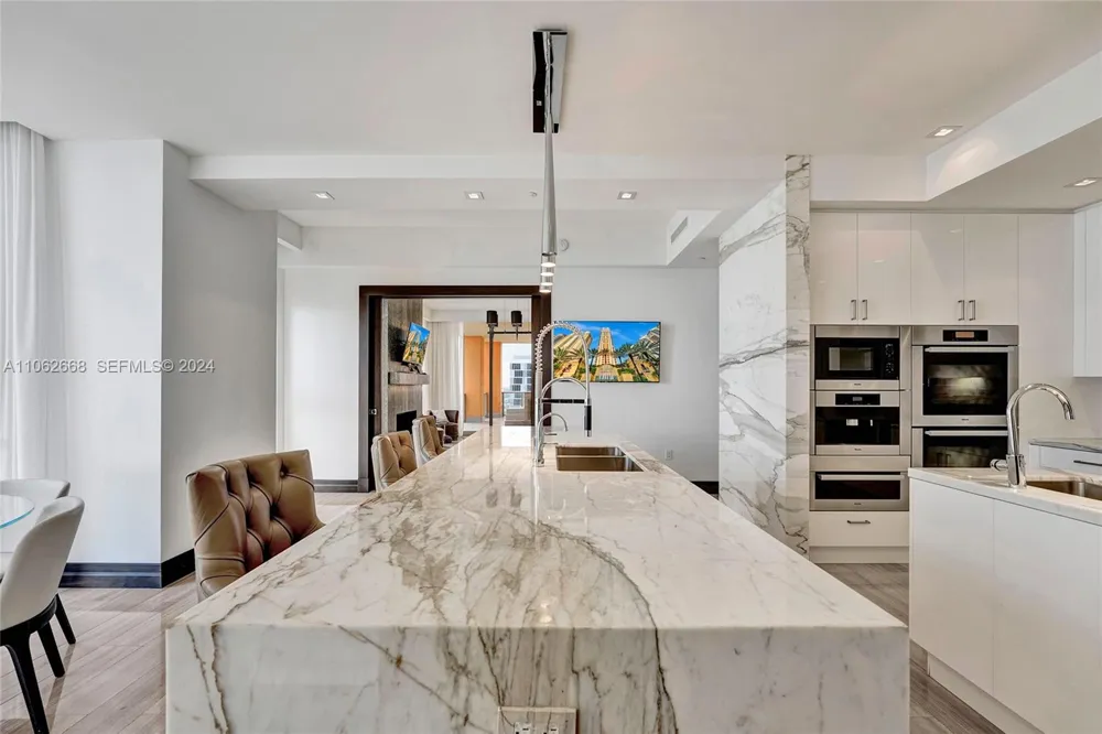 17749 Collins Ave #1402 Sunny Isles Beach, FL 33160
