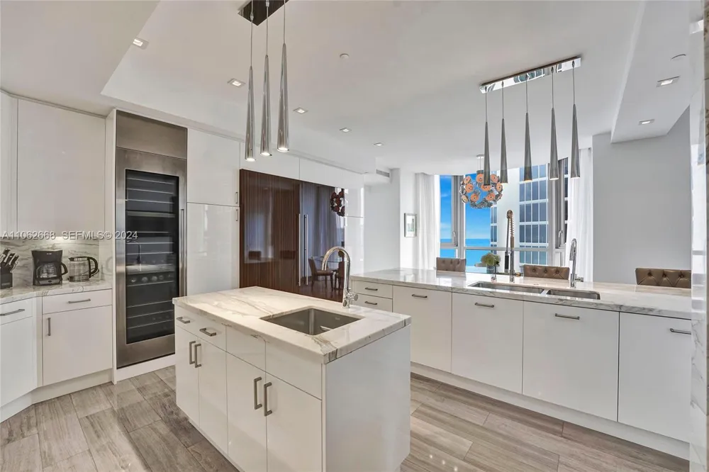 17749 Collins Ave #1402 Sunny Isles Beach, FL 33160