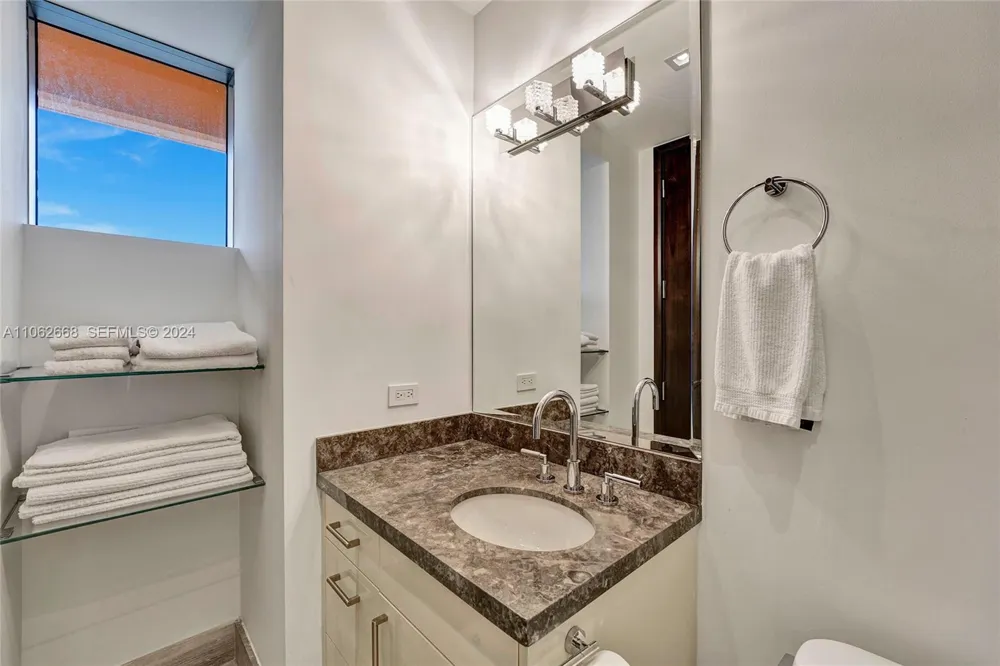 17749 Collins Ave #1402 Sunny Isles Beach, FL 33160
