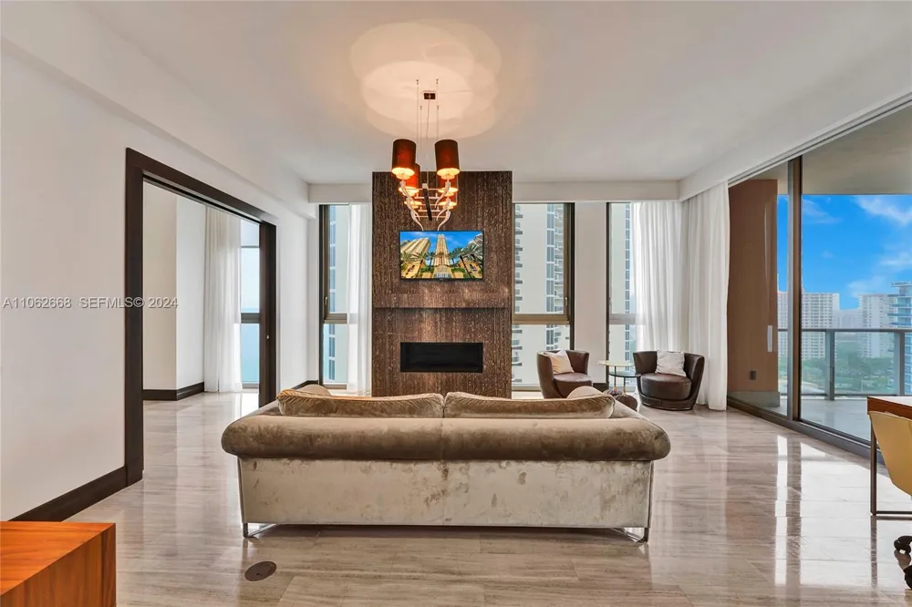 17749 Collins Ave #1402 Sunny Isles Beach, FL 33160