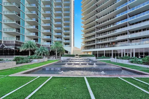 9703 Collins Ave #2501