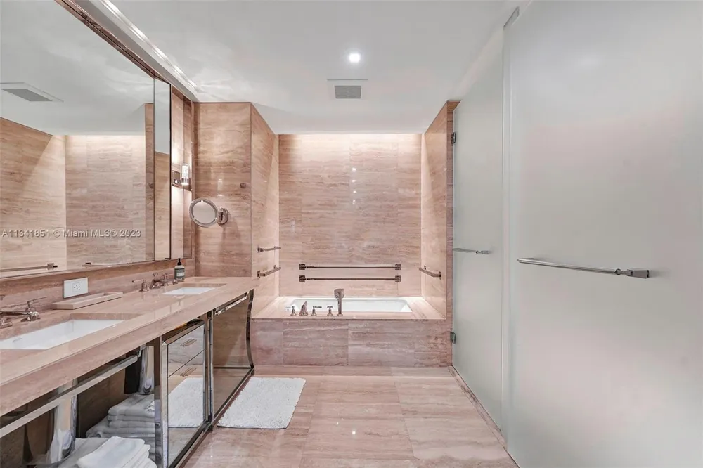 9703 Collins Ave #2501 Bal Harbour, FL 33154