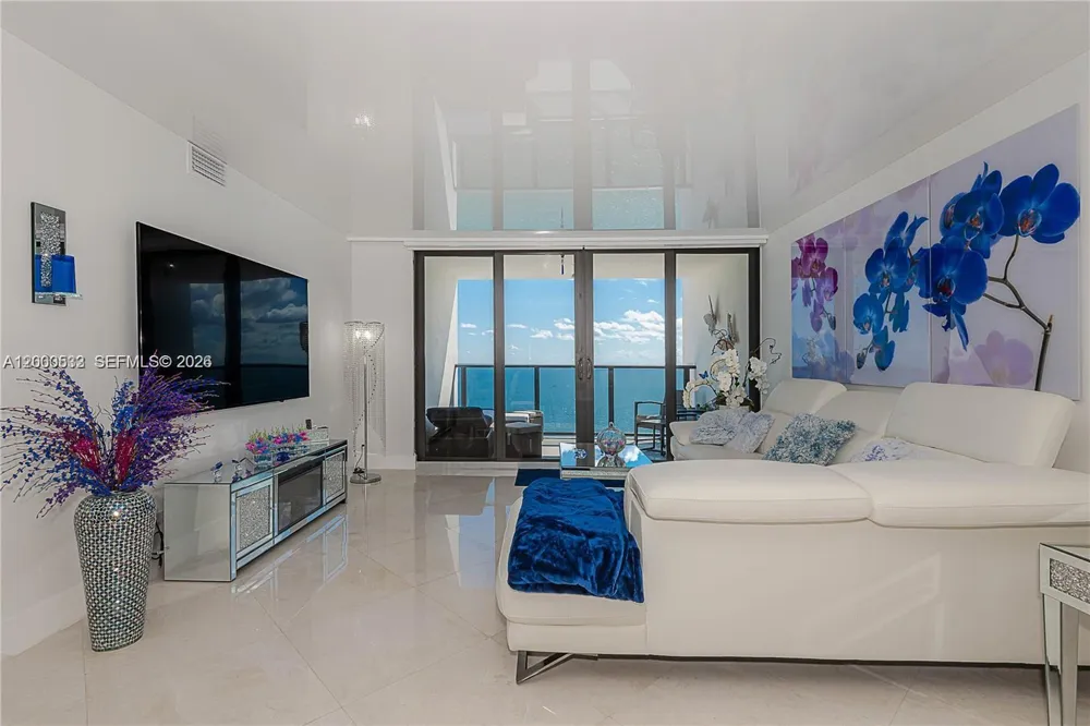 2301 S Ocean Dr #2003 Hollywood, FL 33019
