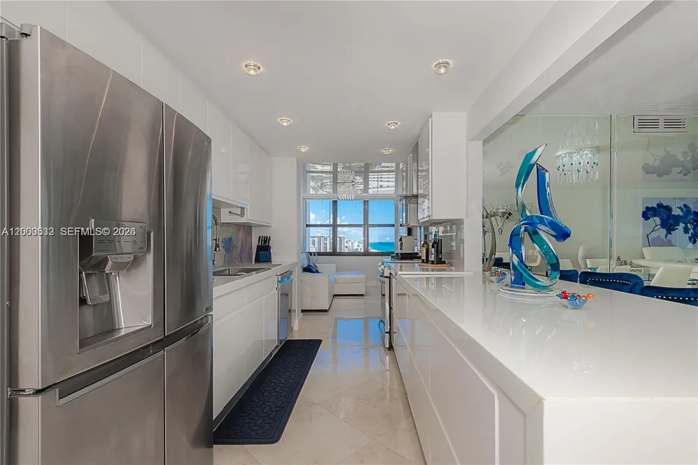 2301 S Ocean Dr #2003 Hollywood, FL 33019