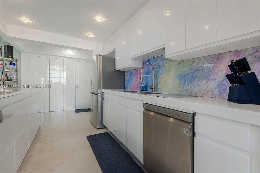 2301 S Ocean Dr #2003 Hollywood, FL 33019