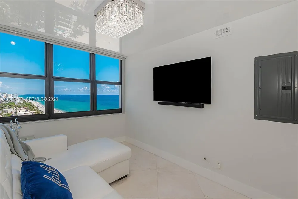 2301 S Ocean Dr #2003 Hollywood, FL 33019