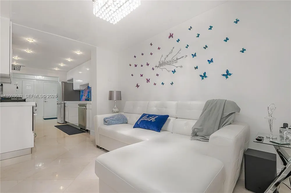 2301 S Ocean Dr #2003 Hollywood, FL 33019