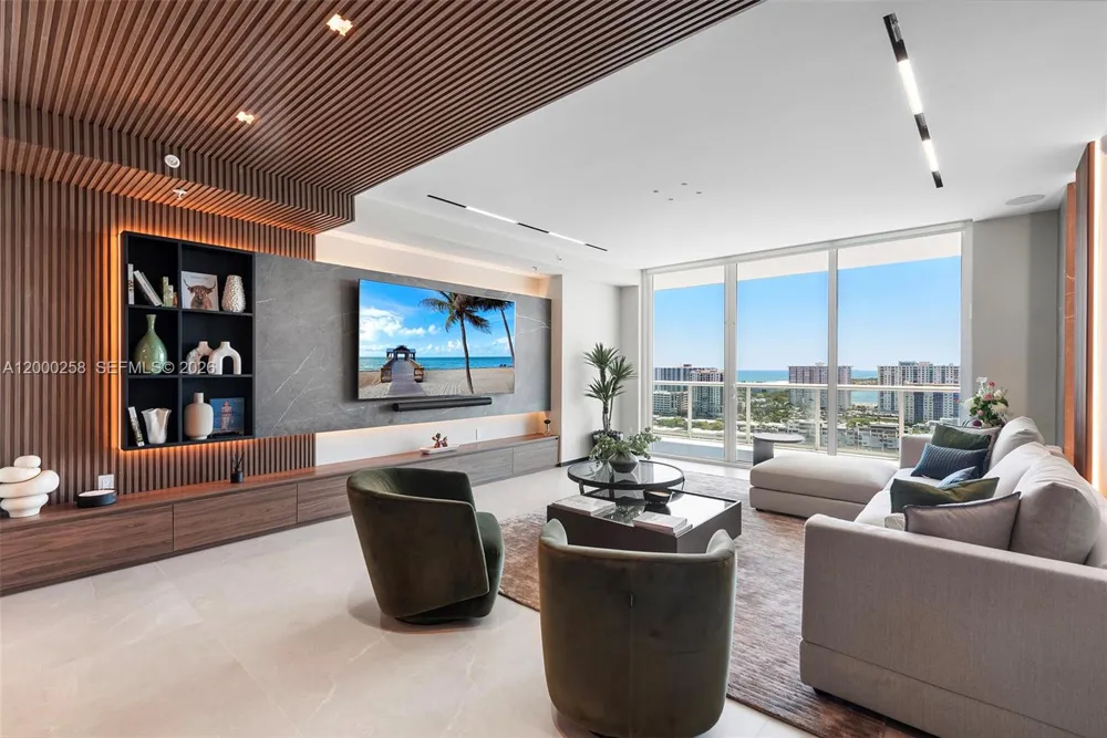 Address Not Shown Sunny Isles Beach, FL 33160