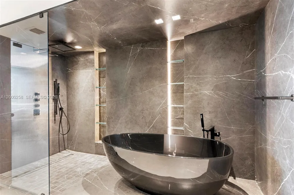 Address Not Shown Sunny Isles Beach, FL 33160
