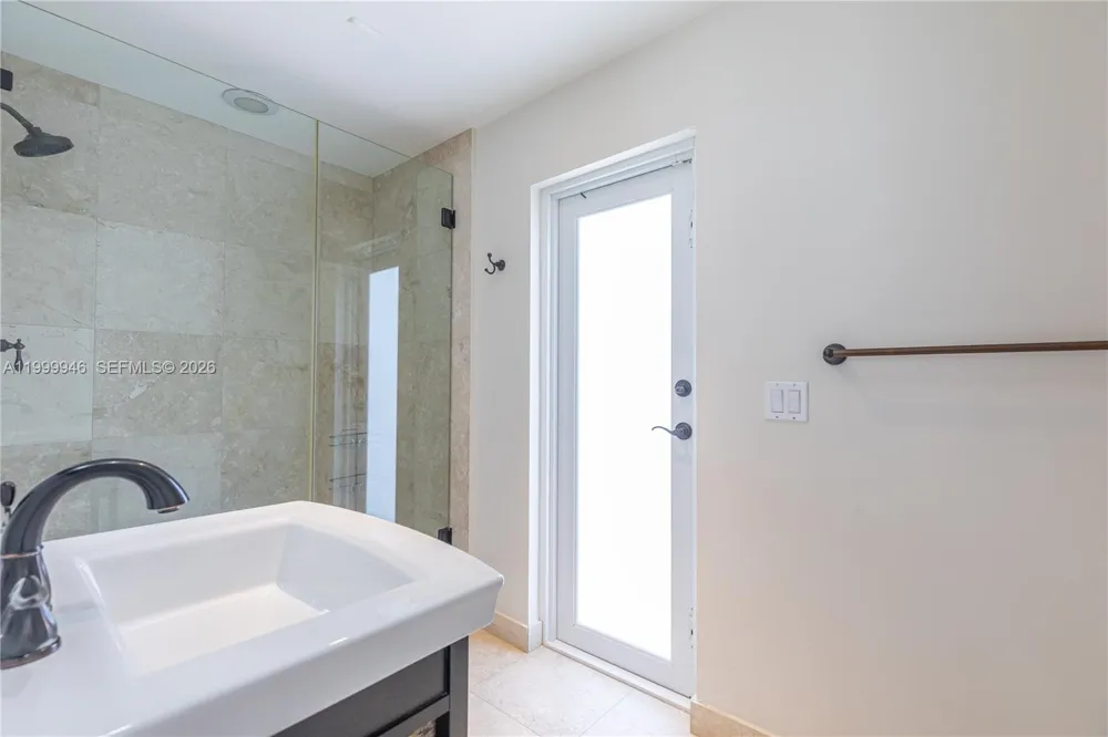 13303 SW 58th Ave Pinecrest, FL 33156