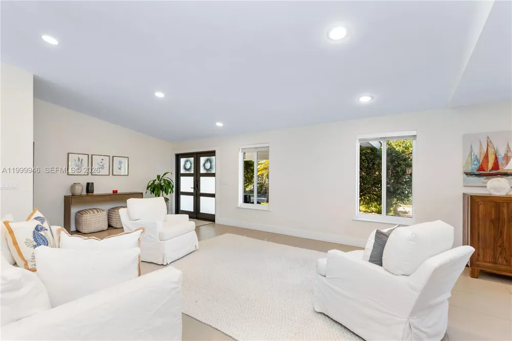 13303 SW 58th Ave Pinecrest, FL 33156