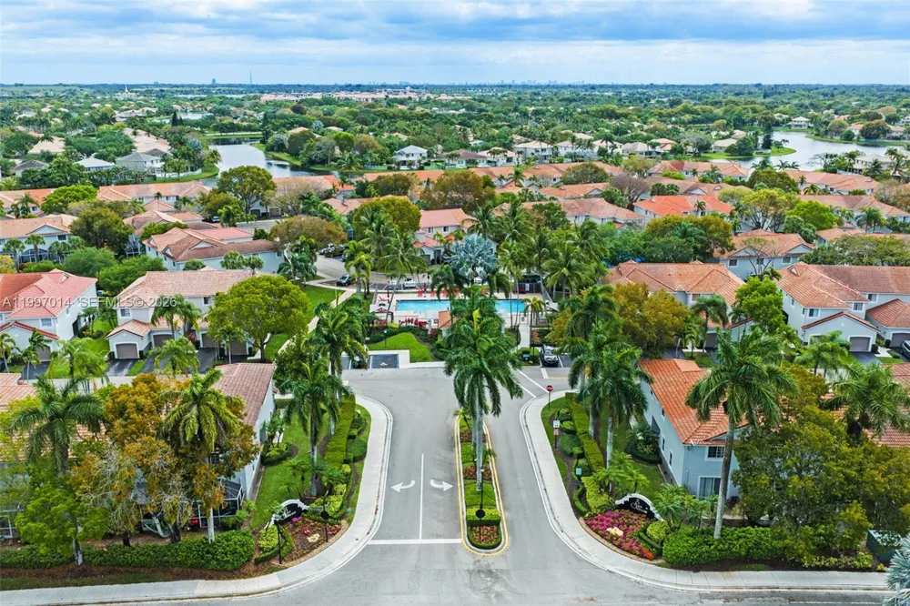 3676 San Simeon Cir Weston, FL 33331
