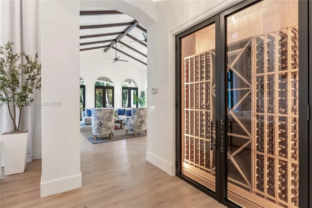 6350 SW 107th St Pinecrest, FL 33156