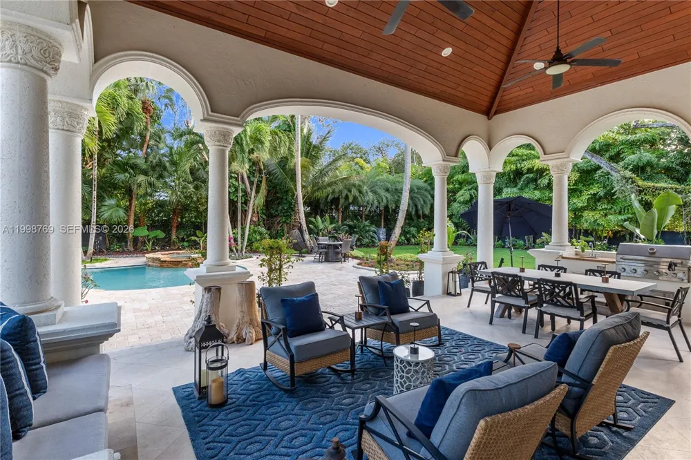 6350 SW 107th St Pinecrest, FL 33156
