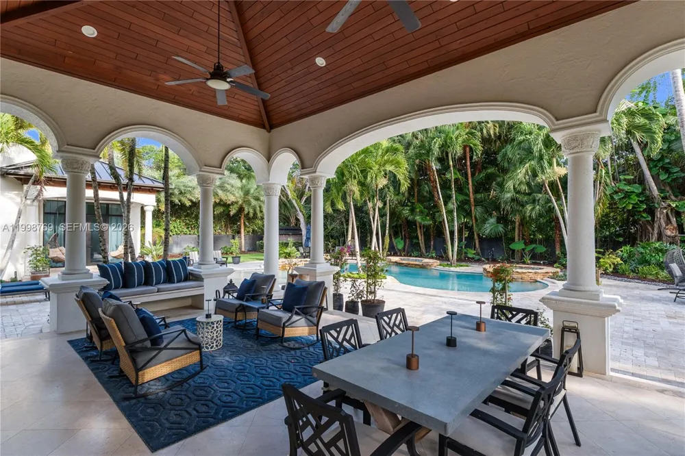 6350 SW 107th St Pinecrest, FL 33156