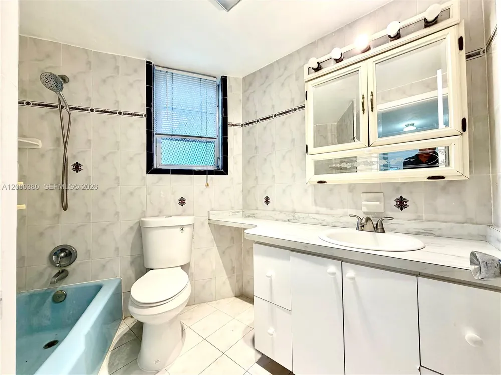 1701 NE Miami Gardens Dr #117 Miami, FL 33179